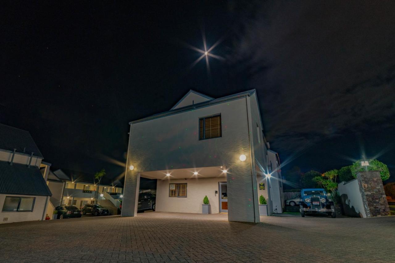 Baycrest Thermal Lodge Taupo Ngoại thất bức ảnh